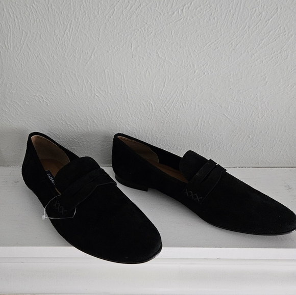 NWOT Margaux 'The Penny' Italian Suede Loafer - Picture 9 of 10